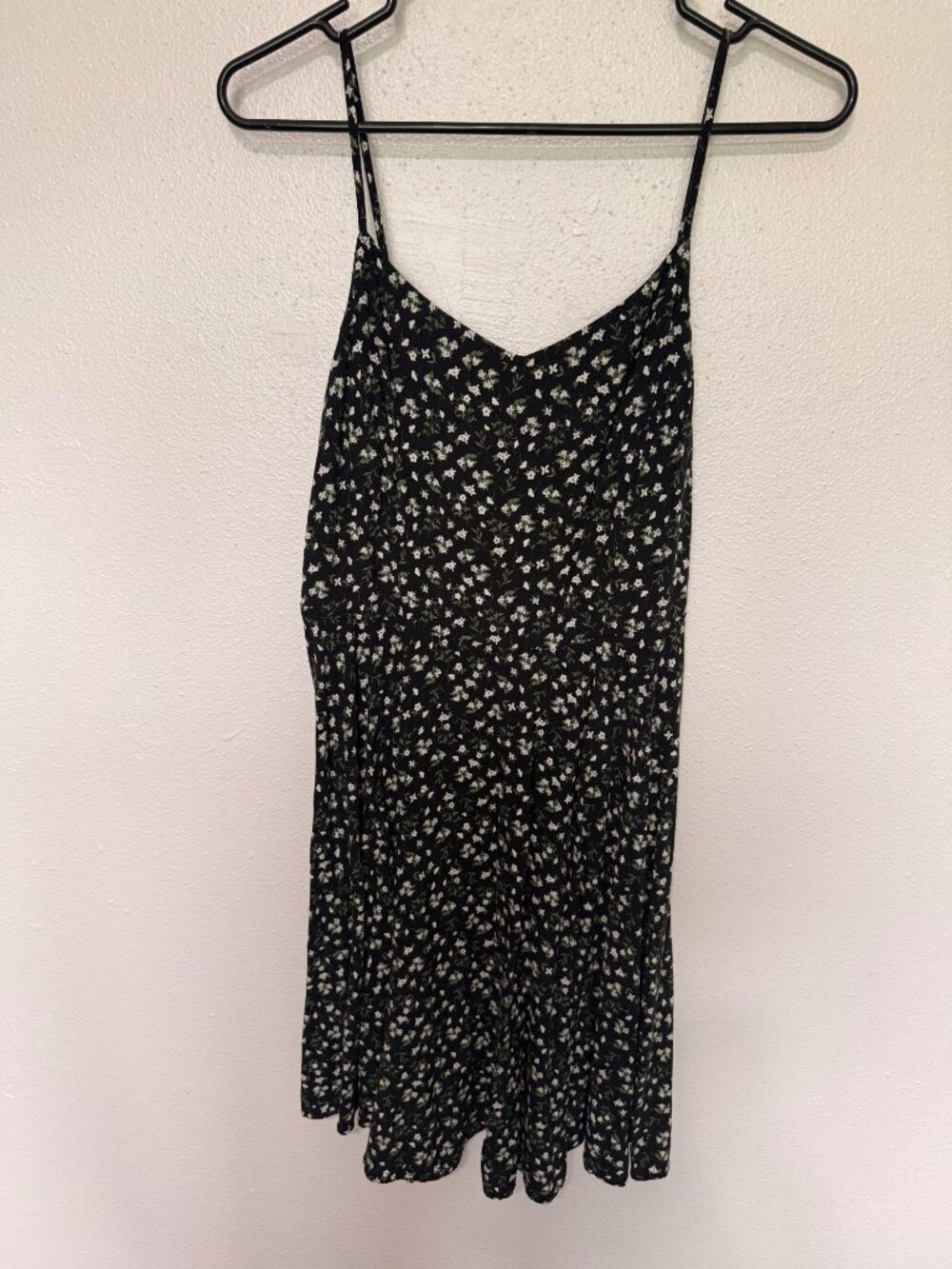 Old Navy Sundress black w/ White Green Floral Elastic Back Zip Womans L